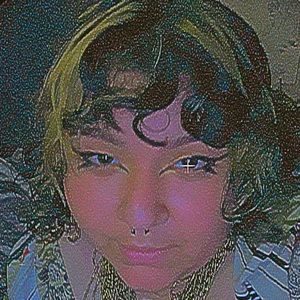 Meet your Posher, Fatima